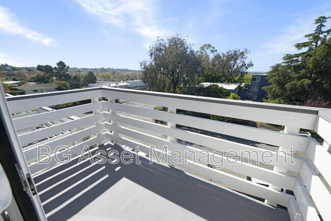 Building Photo - 106 Avian Dr