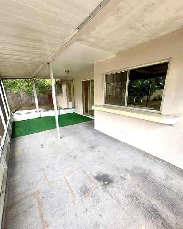 Building Photo - 7124 Isle Dr