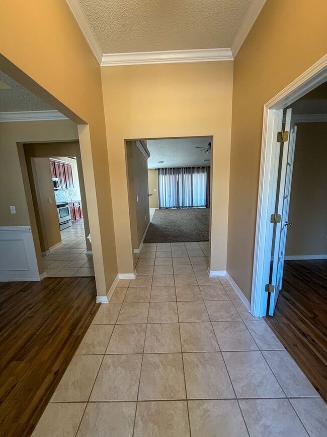 Building Photo - 4697 Lovegrass Ln