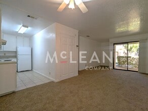 Building Photo - Charming Condo in Palm Springs Villas