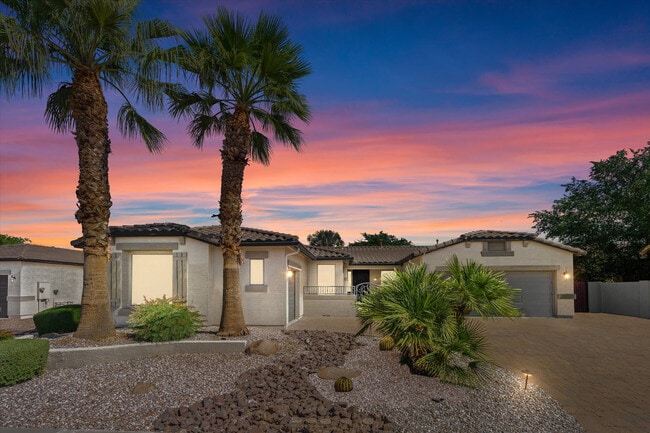 Building Photo - 3076 E Blue Ridge Pl