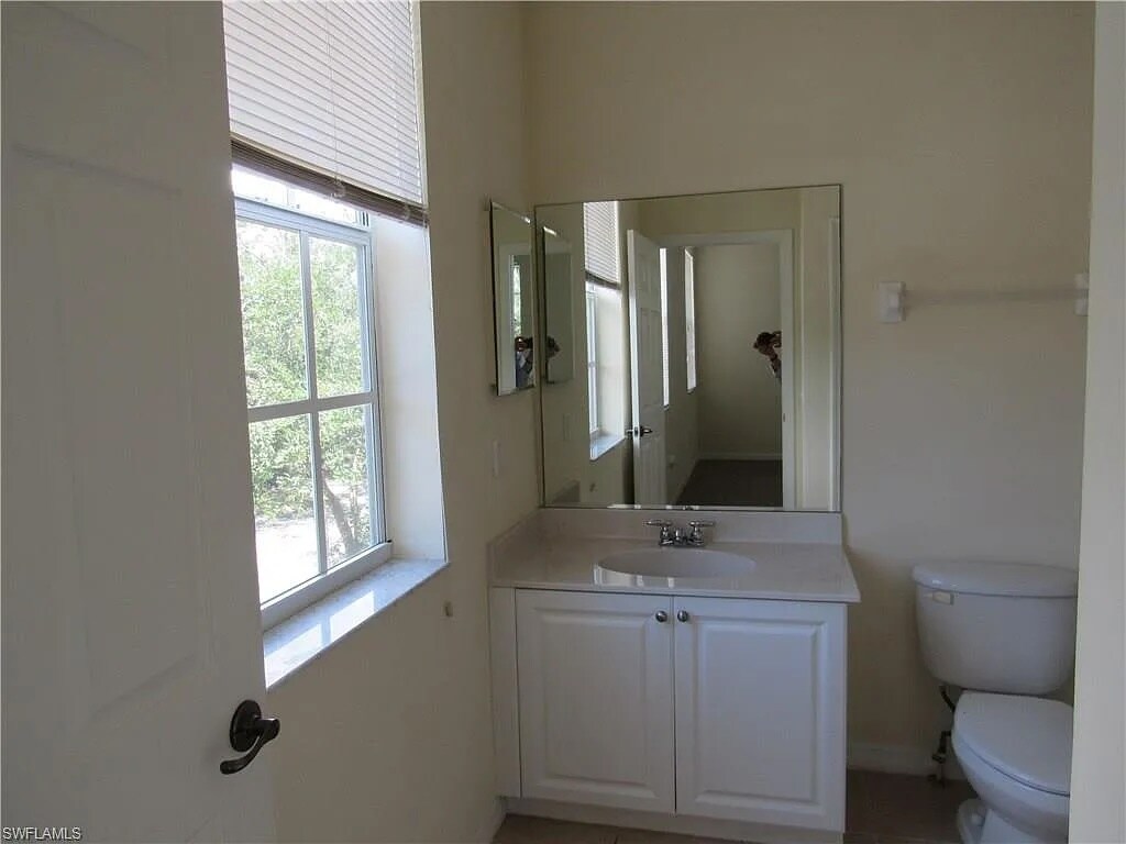 Building Photo - 3254 Tamara Dr