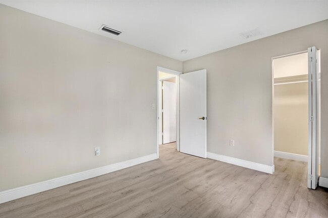 Building Photo - 12036 FL A1AAlt