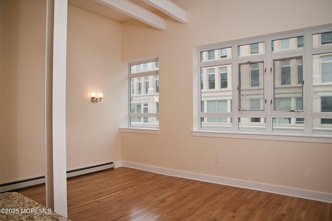 Building Photo - 550 Cookman Ave