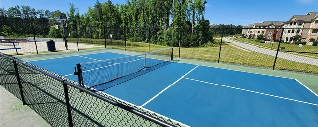 Building Photo - 939 Haybeck Ln