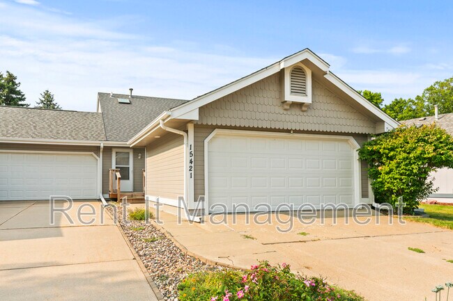 Building Photo - 15421 R St