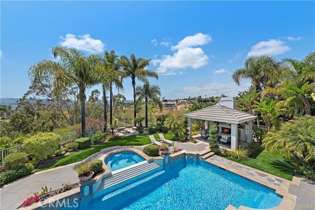 Building Photo - 25606 Stratford Pl