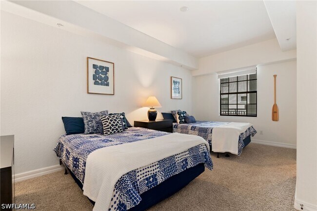 Building Photo - 10723 Mirasol Dr