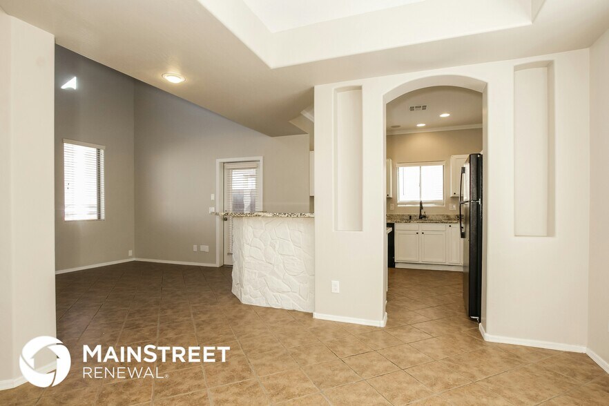 Building Photo - 22014 N 29th Dr