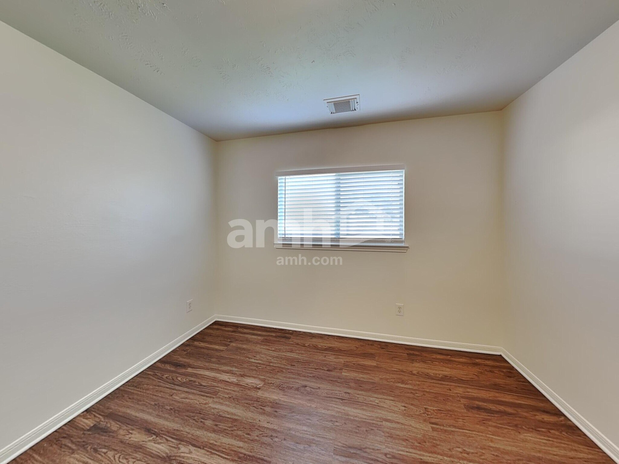 Building Photo - 3927 Dogwood Bough Ln