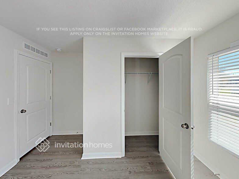 Building Photo - 1902 Michigan Ct