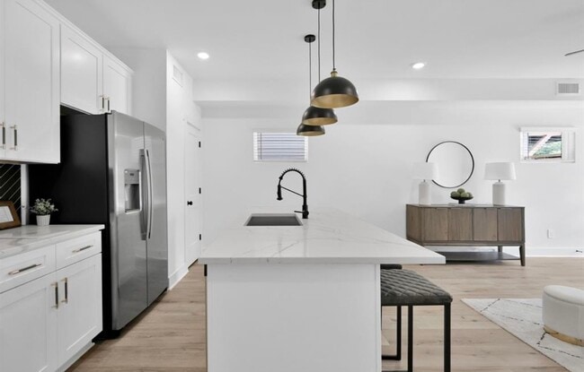 Building Photo - 8021 Cora St