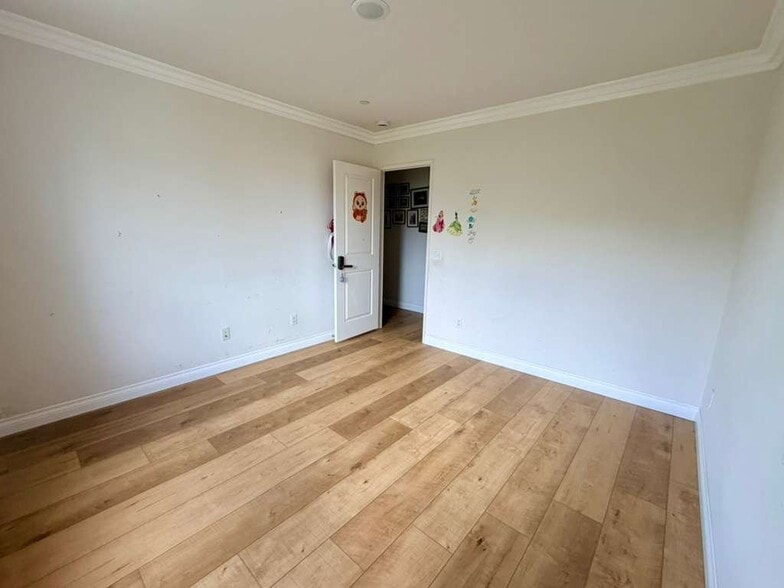 Building Photo - 11617 Camino Jamacha