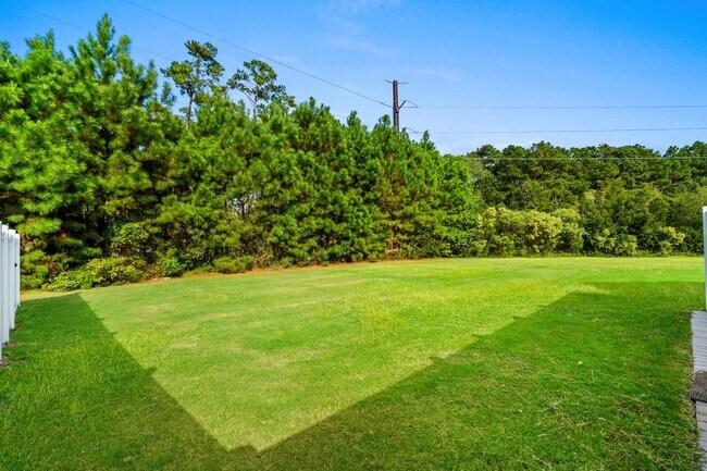 Building Photo - 156 Parmelee Dr
