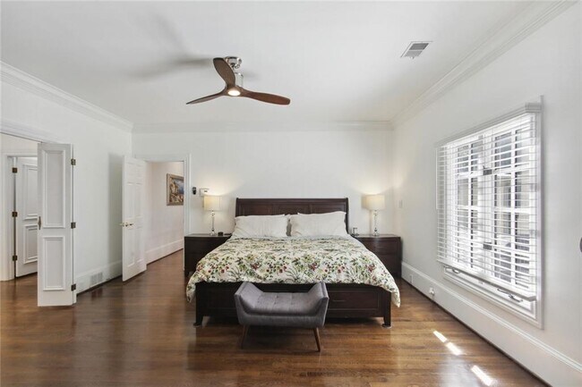 Building Photo - 2760 Carmon on Wesley NW