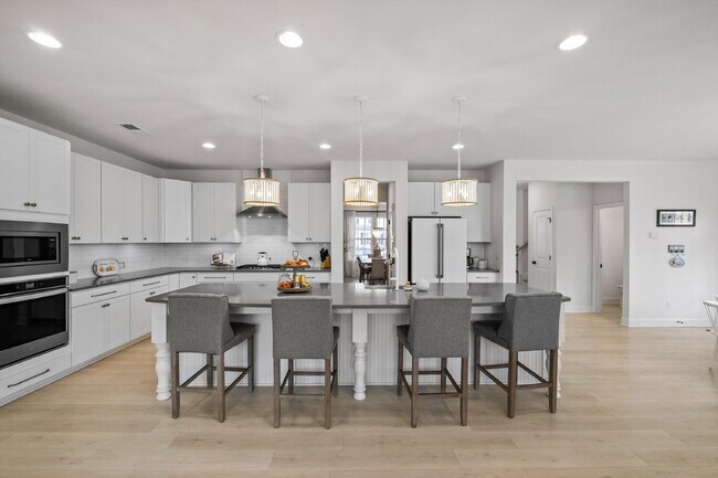 Building Photo - Gorgeous Upscale 5Br/3.5Bth Executive Home in Millbridge Waxhaw