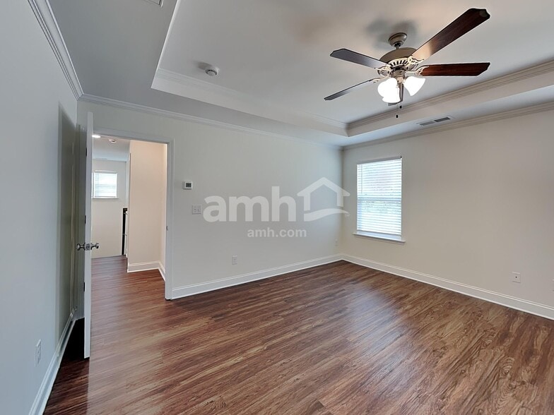 Building Photo - 12024 Brooksong Dr