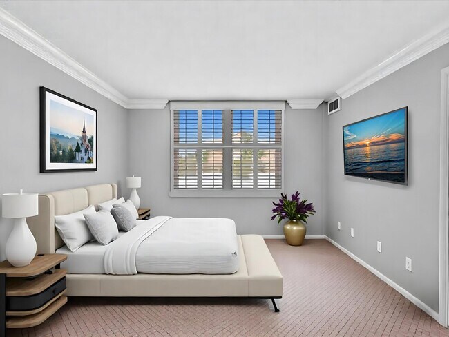 Building Photo - 3301 S Ocean Blvd