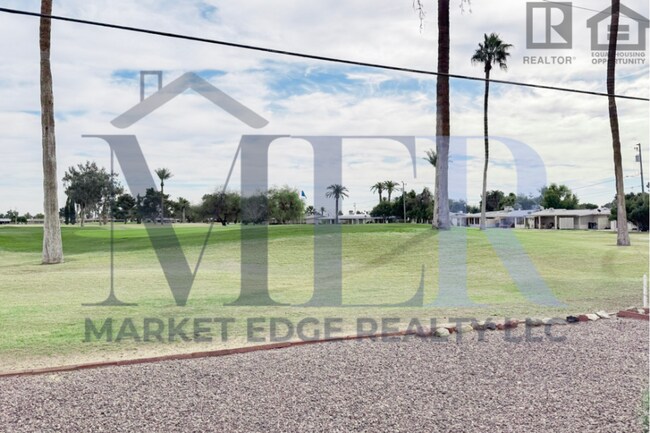 Building Photo - 2Bed/2Bath House in Sun City on Golf Course! Ready for Immediate Move-In!