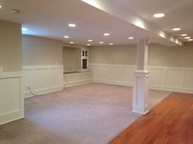 Building Photo - 5702 Palatine Ave N