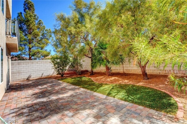 Building Photo - 10700 Shasta Glow Ct