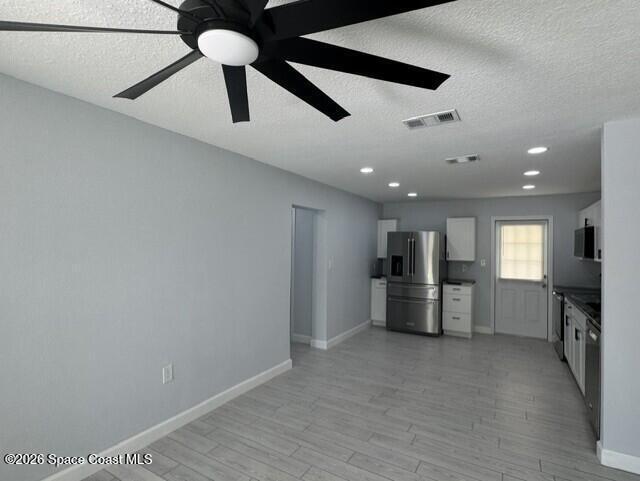 Building Photo - 2137 Canterbury Ln
