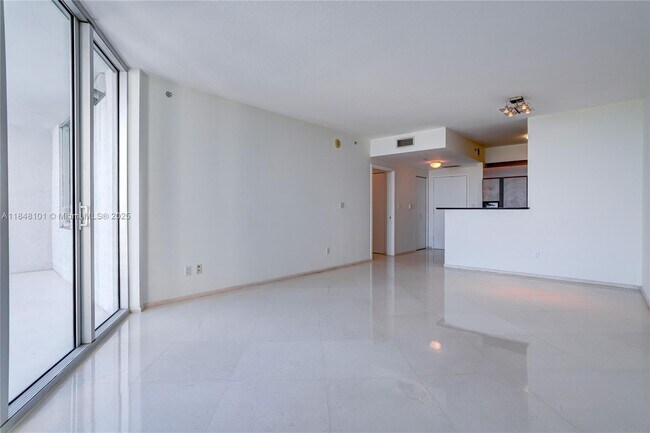 Building Photo - 325 S Biscayne Blvd
