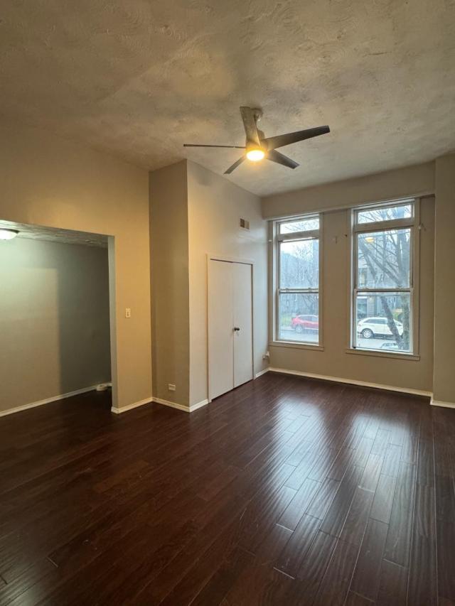 Building Photo - 2 bedroom in CHICAGO IL 60612