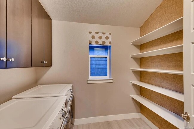 Building Photo - 1112 S Grant St