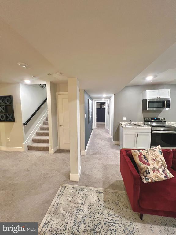 Building Photo - 4563 Shakespeare Cir