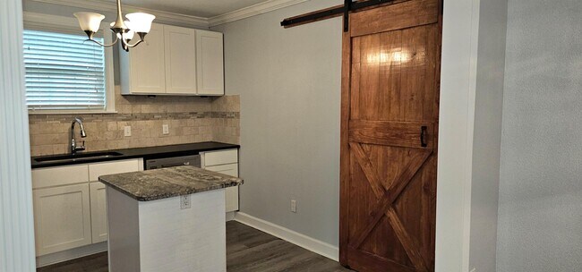 Building Photo - 3126 Austin St