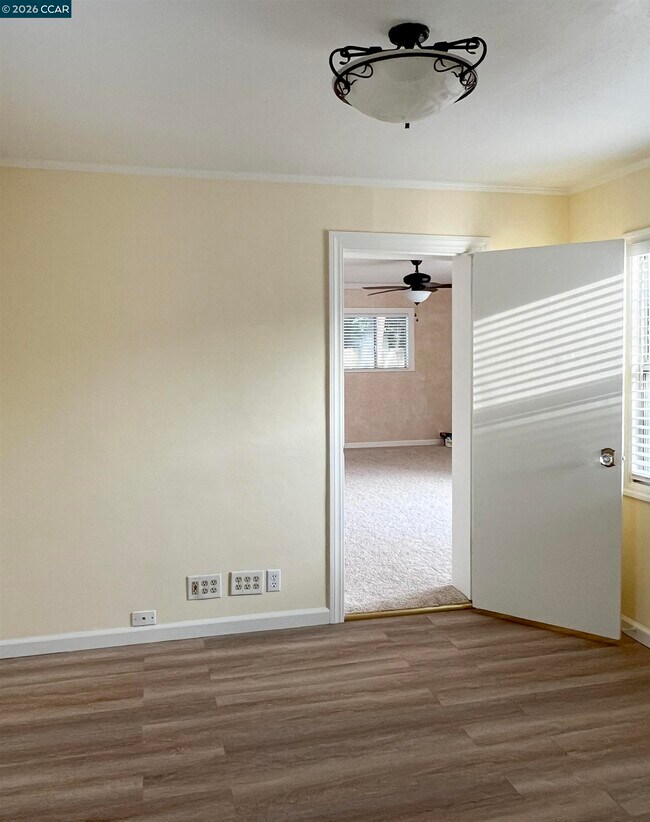 Building Photo - 192 Viewmont Ave