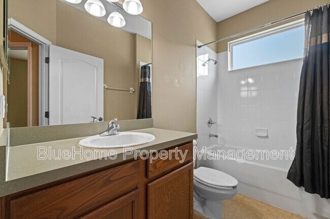 Building Photo - 13130 Penshurst Ln