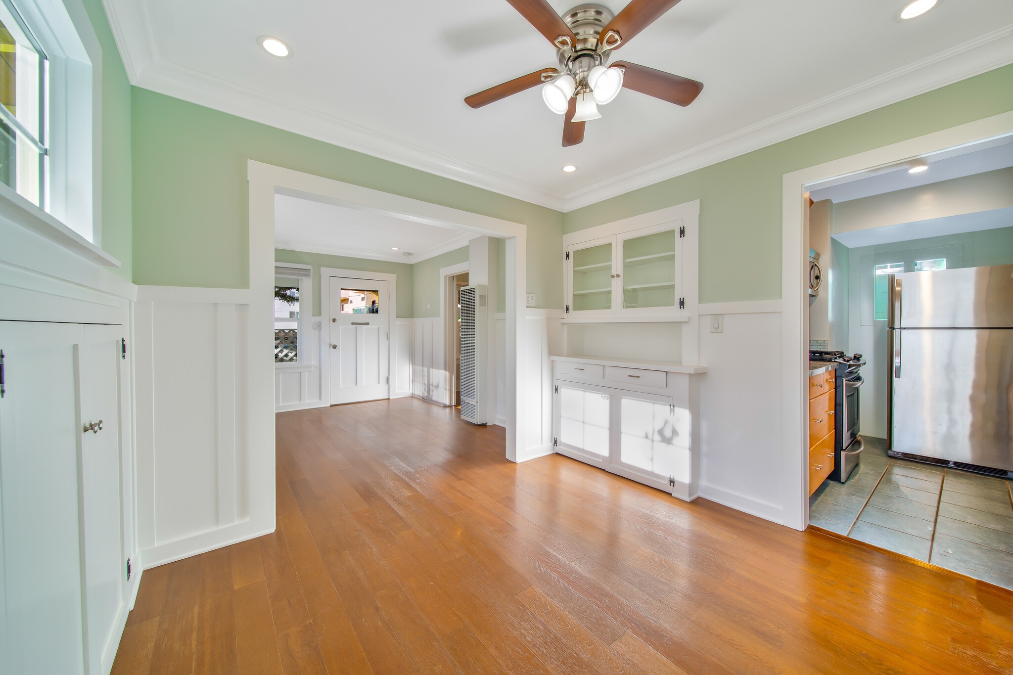 Building Photo - 240 Ashland Ave