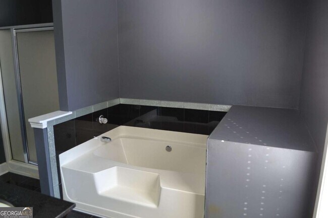 Building Photo - 2849 Arendel Dr