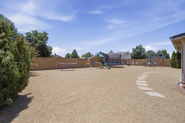 Building Photo - 7419 E Mingus Trail
