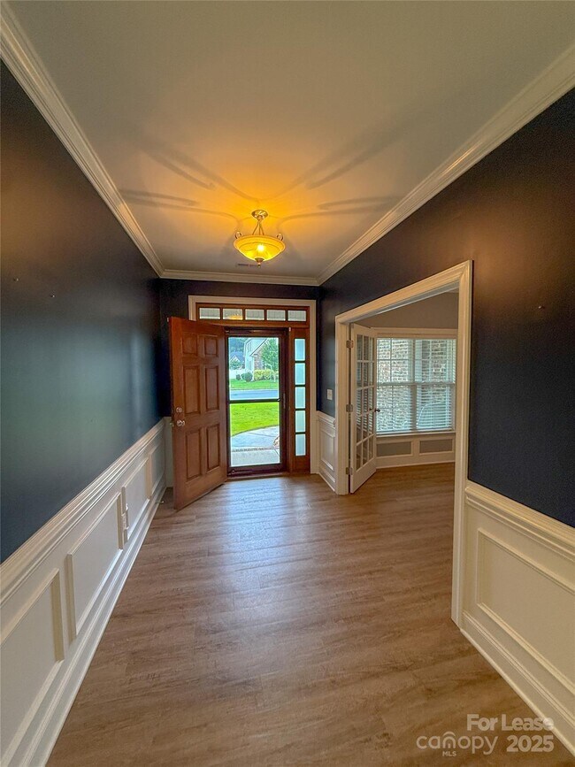 Building Photo - 128 Coral Rutledge Dr
