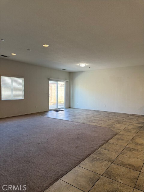 Building Photo - 6840 Sunsight Wy