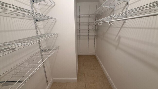 Building Photo - 10670 SW 156th Pl