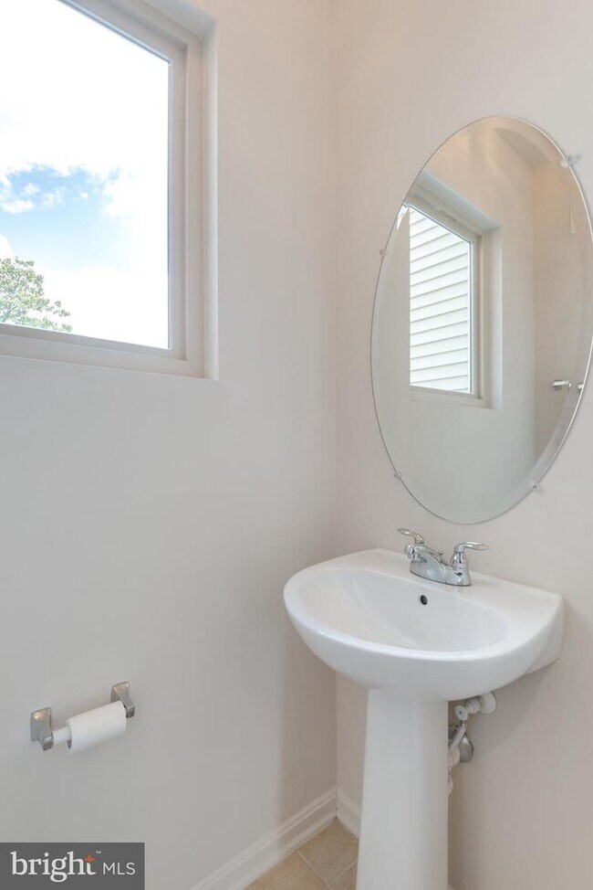 Building Photo - 42270 Yancey Terrace