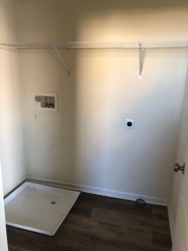 Building Photo - Coming soon - 3 bedroom, 2.5 bath condo in...