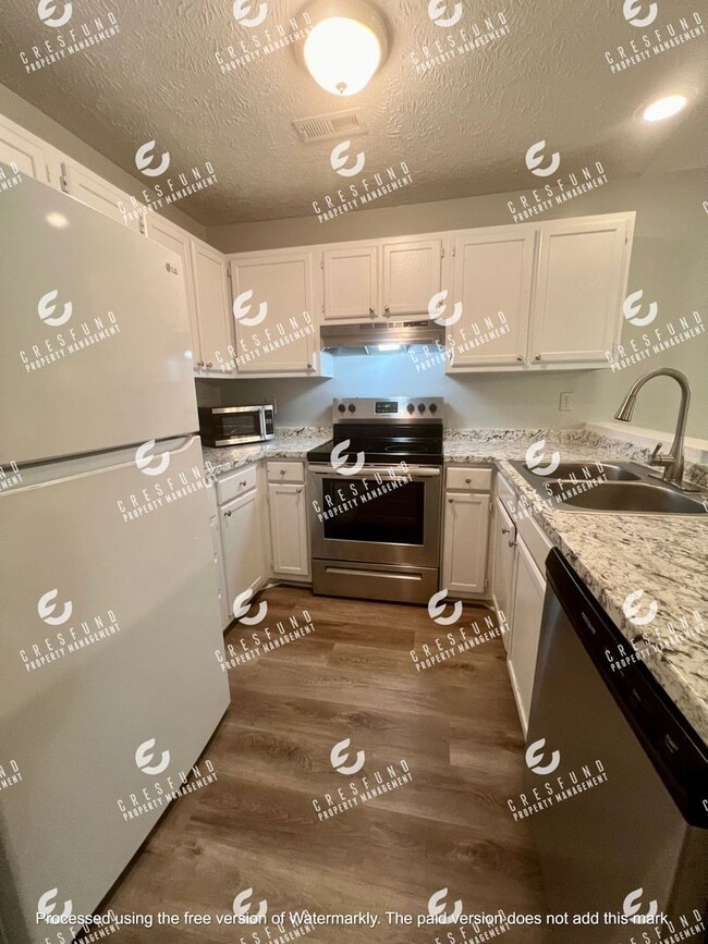 Building Photo - Beautiful 2 Bed, 2 Bath Apartment for Rent...