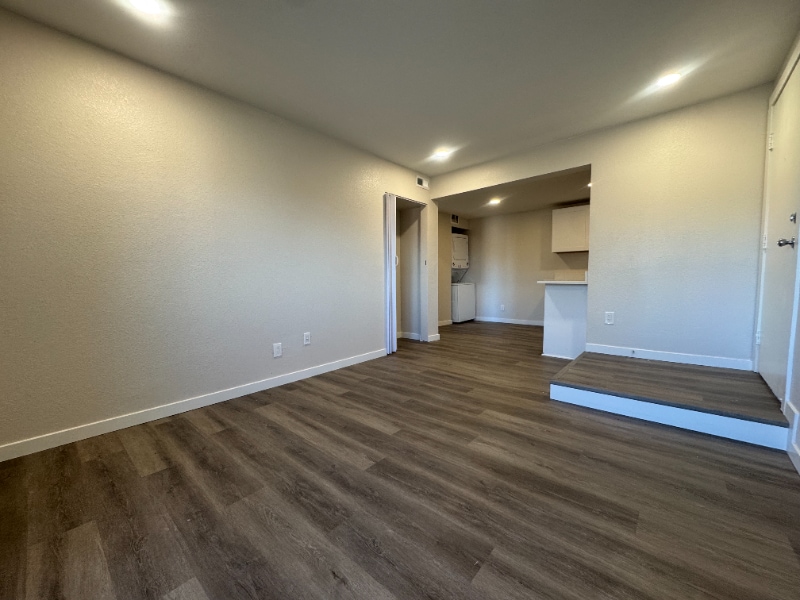 Building Photo - 2929 W Floyd Ave