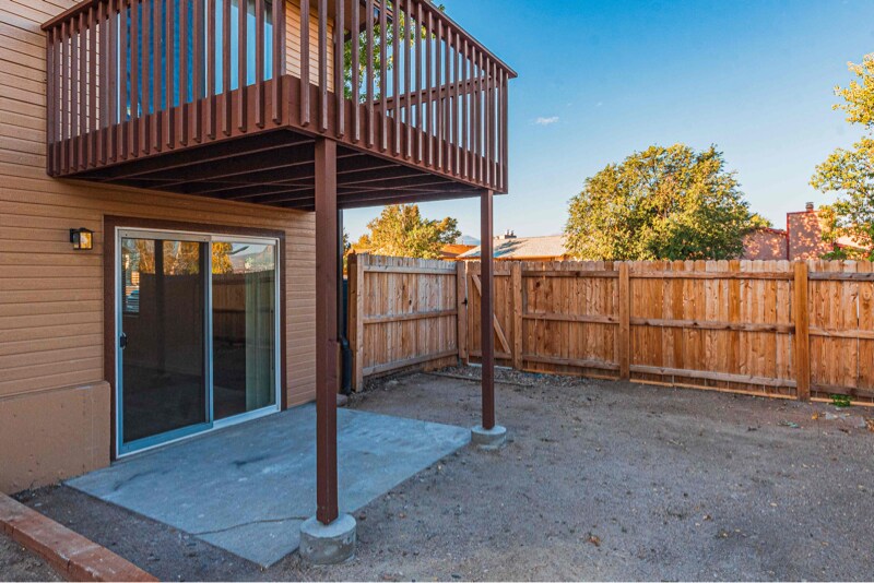 Building Photo - 6731 Dublin Loop W