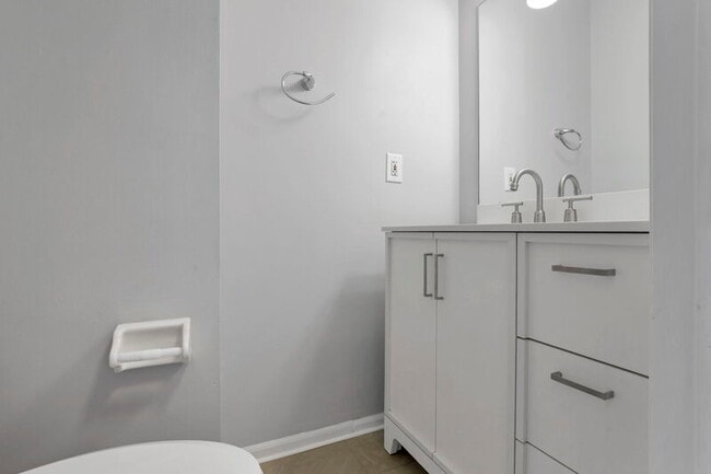 Building Photo - 3112 Fabyan Dr