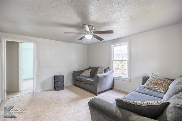 Building Photo - 818 Ballinger St