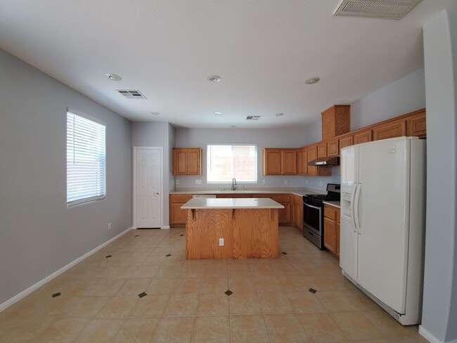 Building Photo - 11077 Crystal Crest Ct
