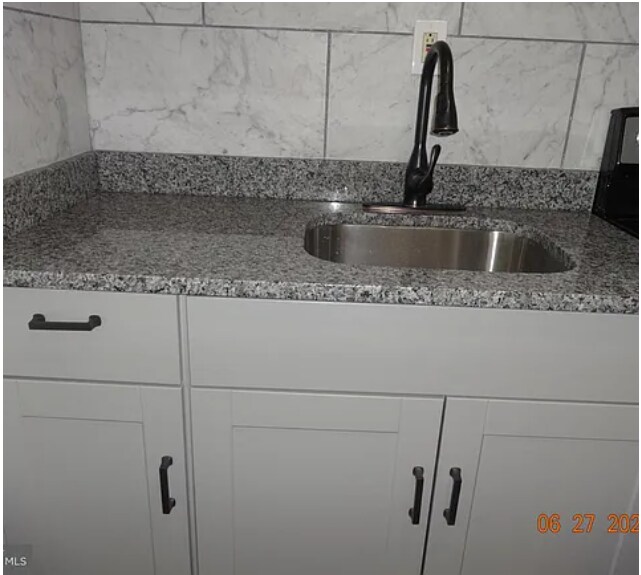 Building Photo - 2824 31st St SE