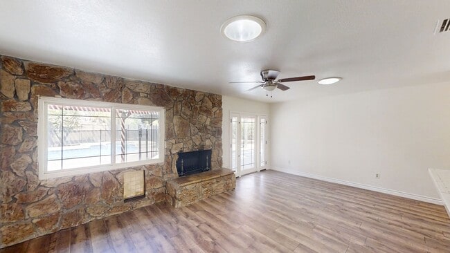 Building Photo - Reche Canyon Home with a Pool