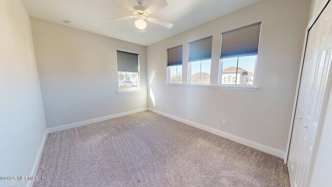 Building Photo - 7030 Azalea Grove Dr